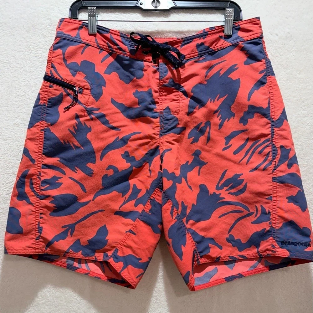 Patagonia Wavefarer Board Shorts 34 Surf Swim Tropical